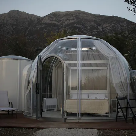 Glamping & Luna Azzurra סולמונה
